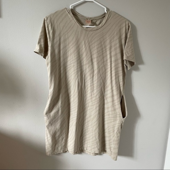 Smash and Tess every body tshirt dress - Picture 2 of 7